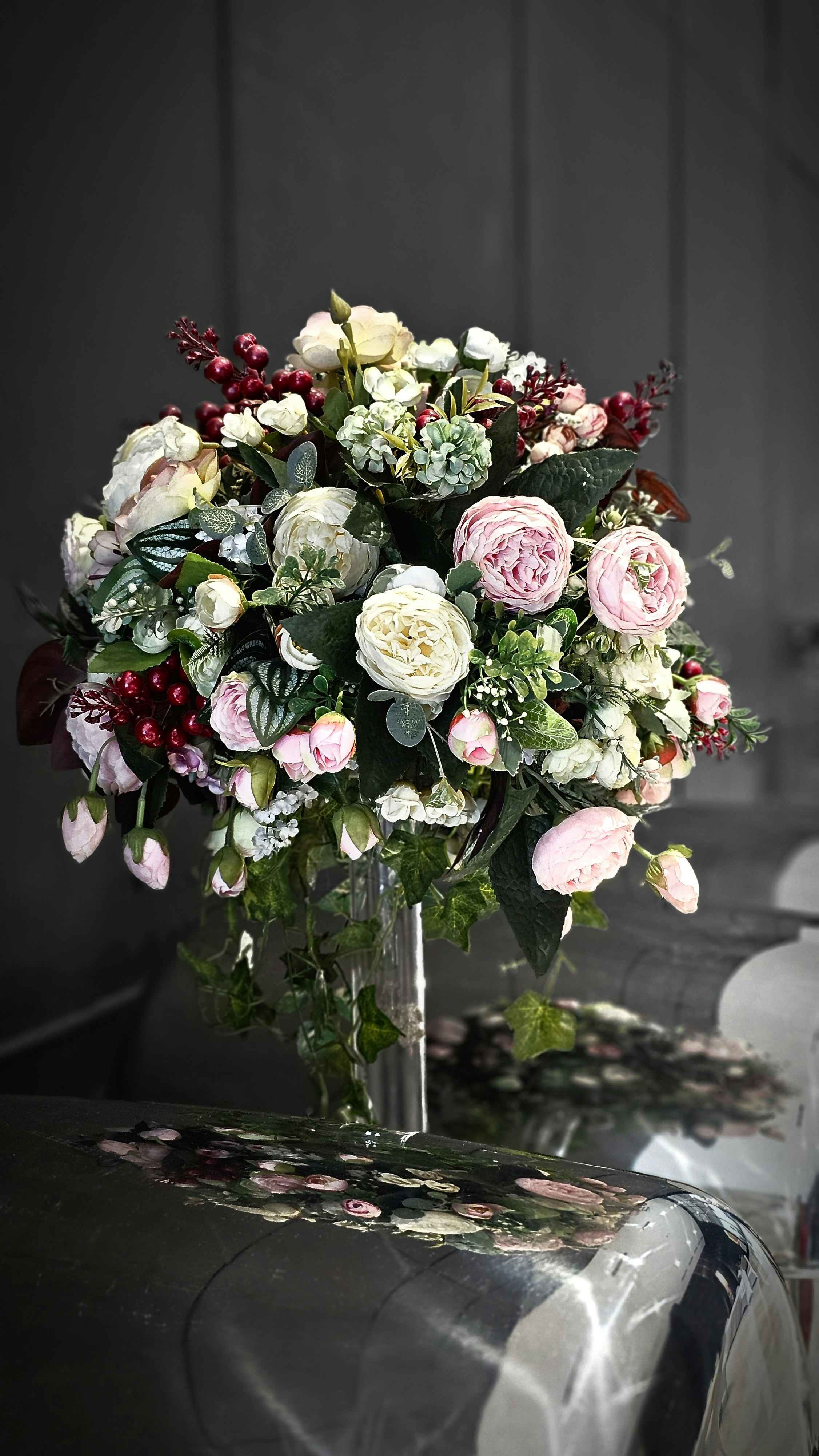 Luxury garden-rose bouquet